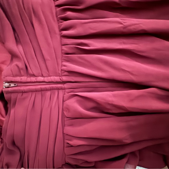 ♥️ Maroon / Burgundy Windsor Prom Dress ♥️ - Picture 3 of 8